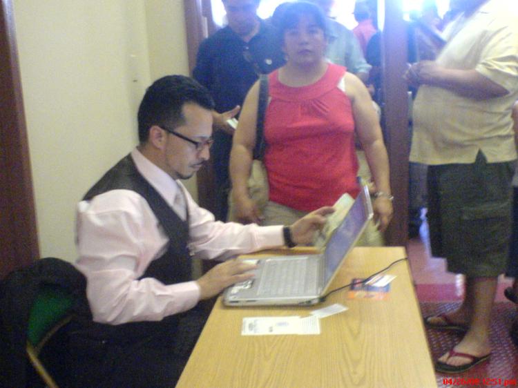 Empleado del Consulado ecuatoriano en New Jersey